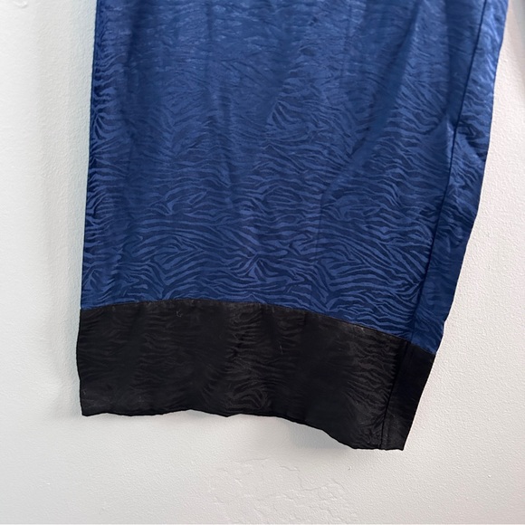 Victoria’s Secret Pajama Pants XL Sleepwear Satin Wide Leg Blue Zebra Black New - Picture 2 of 6